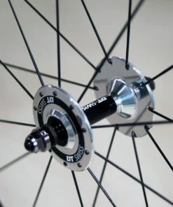 SMParts Force 45 TLR 3K Twill Weave X DT Swiss 370 Track 20/24 Loch Laufradsatz - Hochwertige Laufräder für Rennrad und Triathlon 11 SMParts Force 45 TLR 3K Twill Weave X DT Swiss 370 Track 20/24 Loch Laufradsatz - Hochwertige Laufräder für Rennrad und Triathlon -Fahrradts Verkaufsladen 31019 SMP 3K DT 370 LRS 6