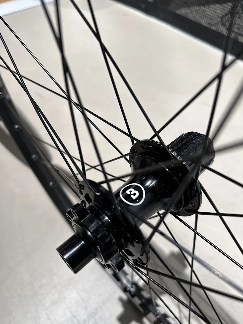 WTB ST I23 Light X Bombtrack 650b / 27.5" Laufradsatz | Hochwertige Laufräder für Mountainbikes 2 WTB ST I23 Light X Bombtrack 650b / 27.5" Laufradsatz | Hochwertige Laufräder für Mountainbikes – Bild 2