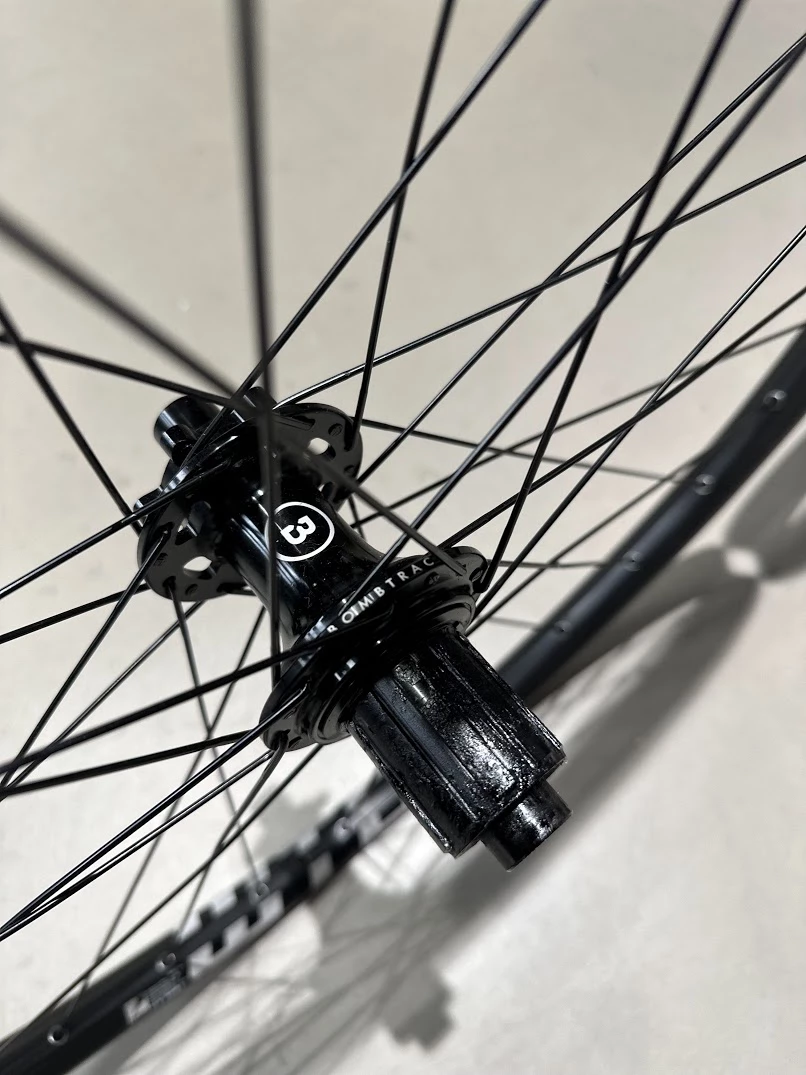 WTB ST I23 Light X Bombtrack 650b / 27.5" Laufradsatz | Hochwertige Laufräder für Mountainbikes 4 WTB ST I23 Light X Bombtrack 650b / 27.5" Laufradsatz | Hochwertige Laufräder für Mountainbikes – Bild 4