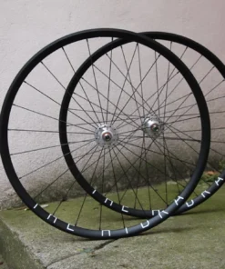 H+Son THE HYDRA X SwiftArt Boost Track Laufradsatz 32 Loch | Hochwertige Laufräder für Rennräder