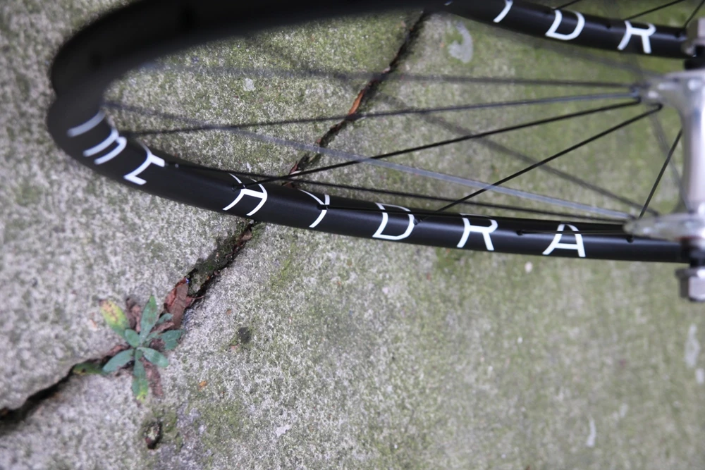 H+Son THE HYDRA X SwiftArt Boost Track Laufradsatz 32 Loch | Hochwertige Laufräder für Rennräder 5 H+Son THE HYDRA X SwiftArt Boost Track Laufradsatz 32 Loch | Hochwertige Laufräder für Rennräder – Bild 5