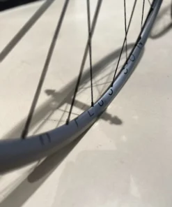 H+Son Archetype X DT-Swiss 370 Track Naben Laufradsatz - Anodized Grey 20/24Loch | Hochwertige Laufradsätze für Rennräder -Fahrradts Verkaufsladen H Son Arche DT370 LRS Grey 5