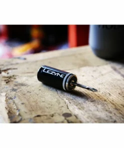 Lezyne Tubeless Kit - Reparatur Set für Reifen | Hochwertiges Zubehör für Fahrradreparaturen 7 Lezyne Tubeless Kit - Reparatur Set für Reifen | Hochwertiges Zubehör für Fahrradreparaturen -Fahrradts Verkaufsladen Lezyne Tubeless Kit 4