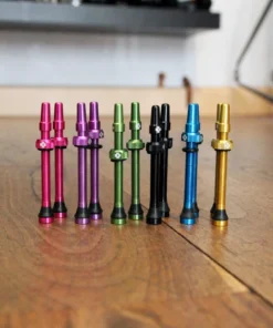 Muc-Off Tubeless Ventile 60mm - Farbig | Hochwertige Fahrradventile für Tubeless-Reifen