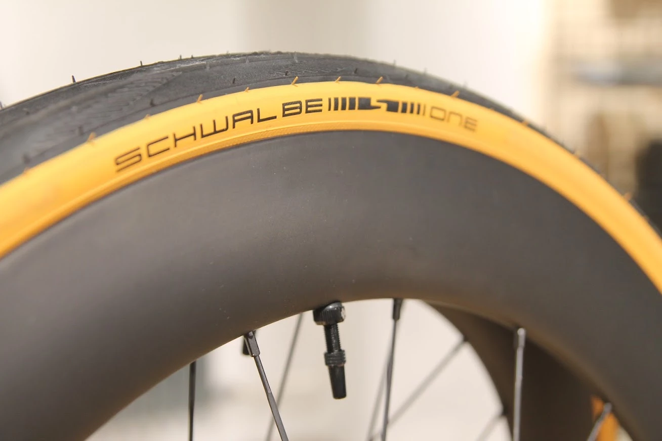 SMParts Force 63 T700 Clincher TLR Carbon Felge UD Matt 700c 28" - Hochwertige Laufräder 8 SMParts Force 63 T700 Clincher TLR Carbon Felge UD Matt 700c 28" - Hochwertige Laufräder – Bild 8