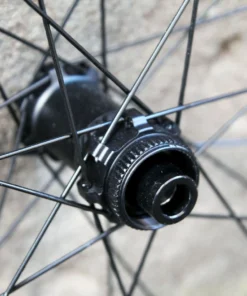 SYNCROS RP2.0 DISC Laufradsatz - Hochwertige Laufräder für optimale Performance -Fahrradts Verkaufsladen Syncross wheels RR2 black 2