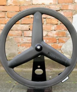 BLB Notorious Z3 Voll-Carbon Tri-Spoke Vorderrad - Hochwertiges Laufrad für optimalen Fahrkomfort