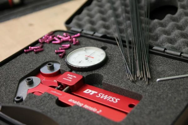 Sapim Laser Speiche 2,0/1,5/2,0 - Schwarz | Hochwertige Laufrad-Speichen 2 Sapim Laser Speiche 2,0/1,5/2,0 - Schwarz | Hochwertige Laufrad-Speichen – Bild 2