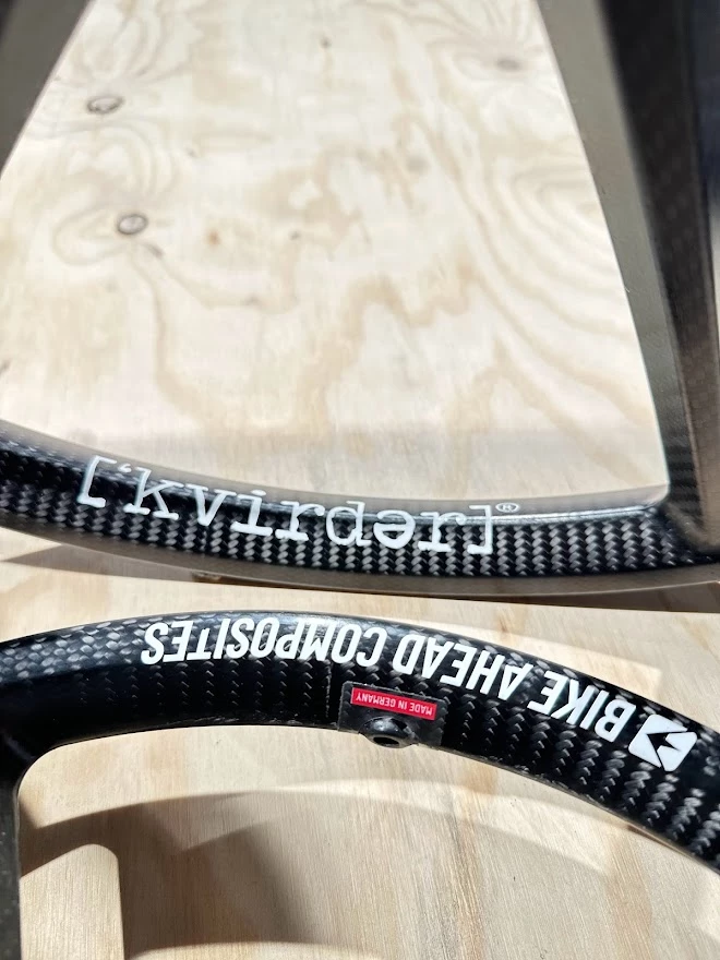 Kvirder Biturbo Carbon Bullitt 6-Speichen Laufräder für Lastenrad 20" / 26" - Hochleistungs-Laufradsätze 5 Kvirder Biturbo Carbon Bullitt 6-Speichen Laufräder für Lastenrad 20" / 26" - Hochleistungs-Laufradsätze – Bild 5