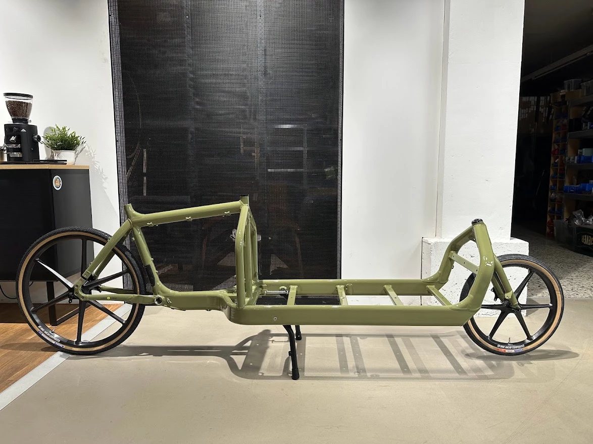 Kvirder Biturbo Carbon Bullitt 6-Speichen Laufräder für Lastenrad 20" / 26" - Hochleistungs-Laufradsätze 9 Kvirder Biturbo Carbon Bullitt 6-Speichen Laufräder für Lastenrad 20" / 26" - Hochleistungs-Laufradsätze – Bild 9