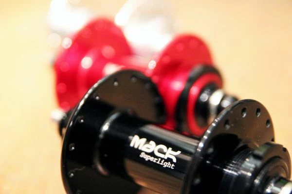 MACK HUBS Superlight Track Hinterrad Nabe Hochflansch - Schwarz | Laufräder/Naben 7 MACK HUBS Superlight Track Hinterrad Nabe Hochflansch - Schwarz | Laufräder/Naben – Bild 7