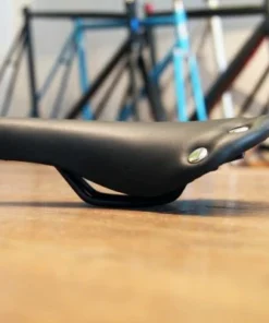 VELO SM-Parts Nietensattel Sattel - Hochwertiger Fahrradsattel für Komfort und Langlebigkeit -Fahrradts Verkaufsladen sm parts nietensattel sw 1