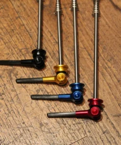 SMParts SM-Parts Schnellspanner Mit Titanachse Und Carbonhebel - Set für Laufräder/Naben 7 SMParts SM-Parts Schnellspanner Mit Titanachse Und Carbonhebel - Set für Laufräder/Naben -Fahrradts Verkaufsladen smp schnellspanner titan carbon 3