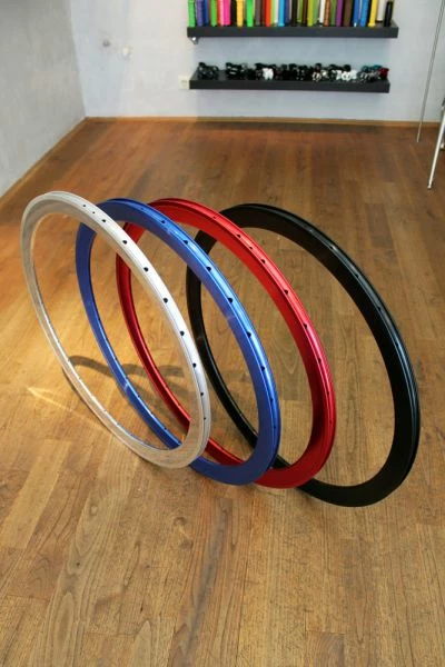 SMParts SM-Parts SMP43 Hochprofil Aluminium Felge 28" 700c - Poliert | Premium Laufrad für Rennräder 7 SMParts SM-Parts SMP43 Hochprofil Aluminium Felge 28" 700c - Poliert | Premium Laufrad für Rennräder – Bild 7