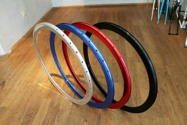 SMParts SM-Parts SMP43 Hochprofil Aluminium Felge 28" 700c - Poliert | Premium Laufrad für Rennräder 8 SMParts SM-Parts SMP43 Hochprofil Aluminium Felge 28" 700c - Poliert | Premium Laufrad für Rennräder – Bild 8